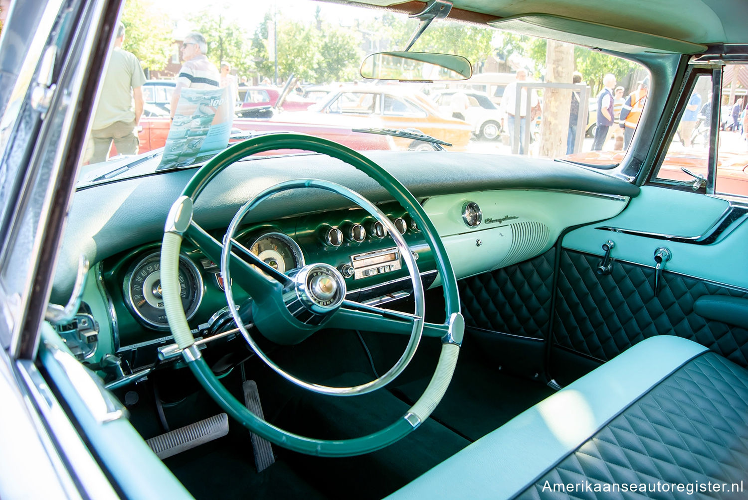 Chrysler New Yorker uit 1956